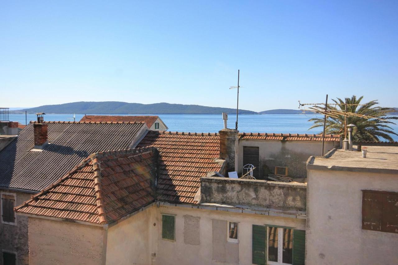 Apartments By The Sea Kastel Kambelovac, Kastela - 8679 Exterior photo